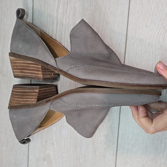 Lucky Brand Gray Women's Mahzan Slip-On Shoes The Pointed Toe Leather 8.5M - Picture 8 of 12